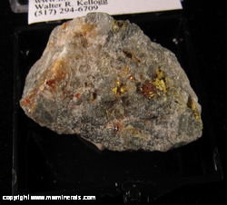 Minerals Specimen: Beyerite on Quartz from Mesopotamia 504 Farm, Mespotamia Copper Valley, Khorixas District, Kunene Region, Namibia Minerals Specimen: Beyerite on Quartz from Mesopotamia 504 Farm, Mespotamia Copper Valley, Khorixas District, Kunene Region, Namibia