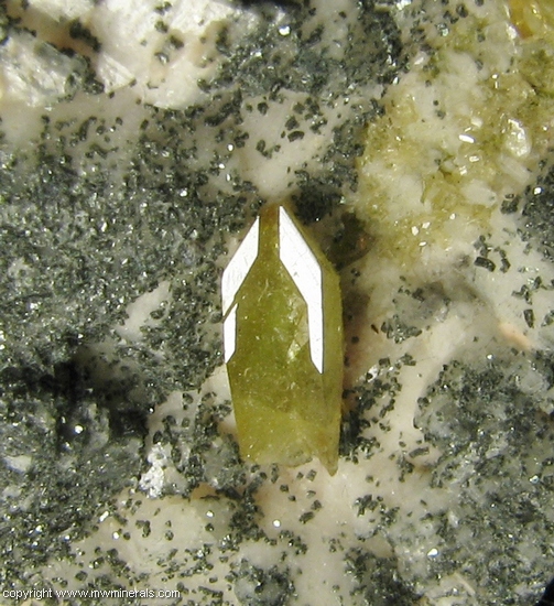 Mineral Specimen: Titanite Twin and Chlorite on Adularia from Warren Brothers Quarry, Acushnet, Bristol Co., Massachusetts, USA