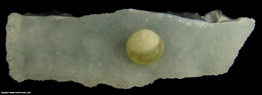 Mineral Specimen: Spherical Fluorite on Druzy Quartz on Agate from Mahadari quarry, Sinnar, Nasik District, Maharashtra, India