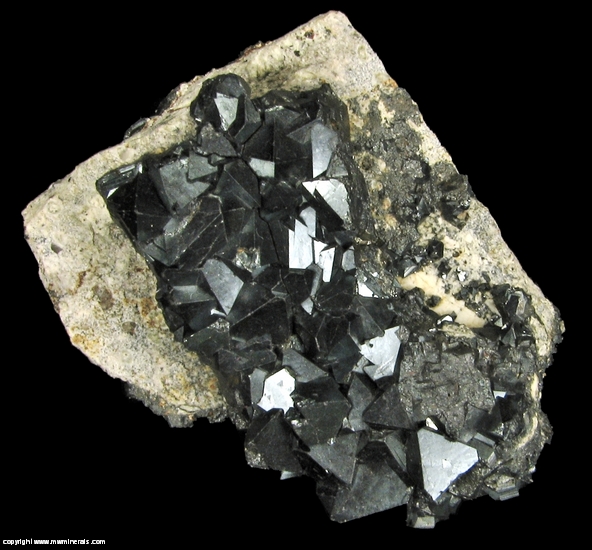 Mineral Specimen: Magnetite Crystals from Mina Huaraniquina, Cerro Huanaquino, Potosi Department, Bolivia