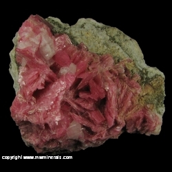 Minerals Specimen: Rhodonite from San Martin Mine, Chiurucu, Huallanca, Bolognesi Province, Ancash Department, Peru