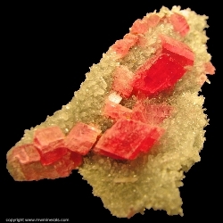 Minerals Specimen: Rhodochrosite on Quartz from Wudong Mine, Liubao, Cangwu County, Wuzhou Prefecture, Guangxi Zhuang Autonomous Region, China