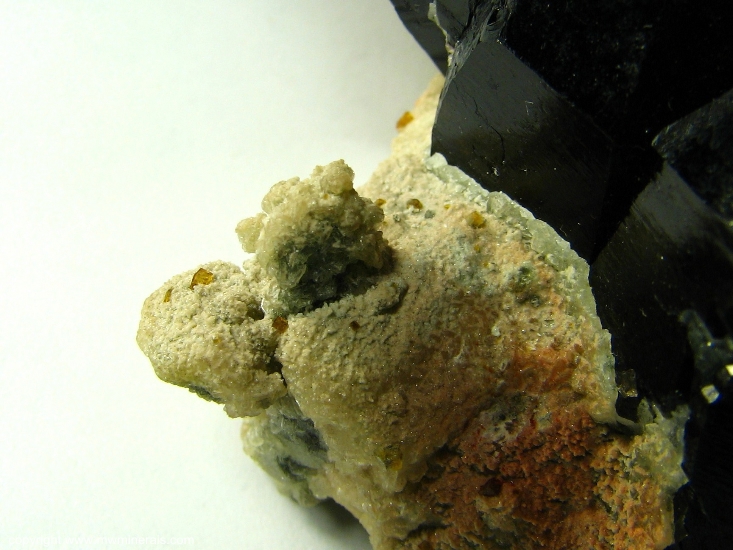 Mineral Specimen: Smoky Quartz, Feldspar Group from Jietou, Wulian Co., Rizhao Prefecture, Shandong Province, China