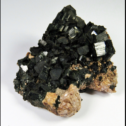 Mineral Specimen: Tremolite from Outcrop, Clear Lake Road, Miners Bay area, Lutterworth Twp., Haliburton Co., Ontario, Canada Mineral Specimen: Tremolite from Outcrop, Clear Lake Road, Miners Bay area, Lutterworth Twp., Haliburton Co., Ontario, Canada