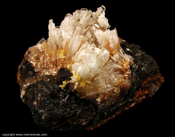 Mineral Specimen: Hemimorphite, Calcite and Mimetite from Mina Ojuela, Mapimi, Durango, Mexico