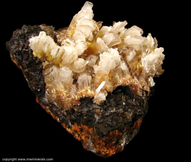 Mineral Specimen: Hemimorphite, Calcite and Mimetite from Mina Ojuela, Mapimi, Durango, Mexico