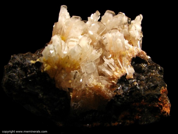 Mineral Specimen: Hemimorphite, Calcite and Mimetite from Mina Ojuela, Mapimi, Durango, Mexico