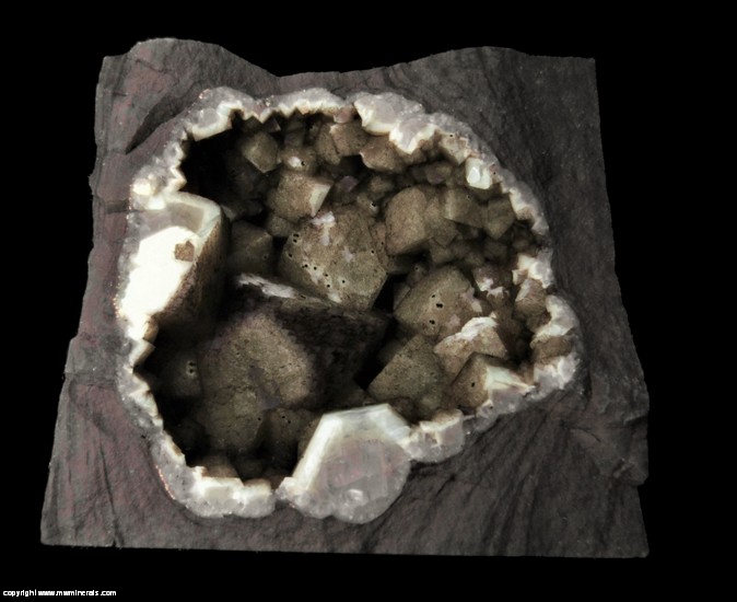 Fluorescent Mineral Specimen: Calcite from Pint's Quarry, Raymond, Blackhawk Co., Iowa Fluorescent Mineral Specimen: Calcite from Pint's Quarry, Raymond, Blackhawk Co., Iowa