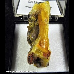 Minerals Specimen: Legrandite on Smithsonite from Mina Flor de Pena, Lampazos de Naranjo, Nuevo Leon, Mexico Minerals Specimen: Legrandite on Smithsonite from Mina Flor de Pena, Lampazos de Naranjo, Nuevo Leon, Mexico