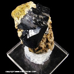 Minerals Specimen: llvaite, Quartz, Hedenbergite from Laxey Mine,
