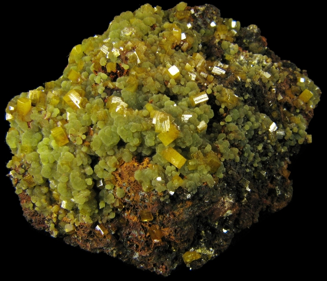 Mineral Specimen: Wulfenite and Mimetite from Mina Ojuela, Mapimi, Durango, Mexico