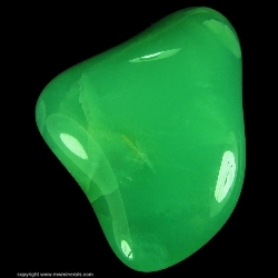 Minerals Specimen: Chrysoprase from Brazil Minerals Specimen: Chrysoprase from Brazil