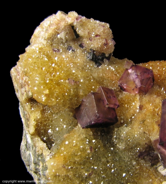 Mineral Specimen: Fluorite on Druzy Quartz from W.L. Davis-Deardorff Mine, Ozark-Mahoning Group, Cave-In-Rock Sub-District, Hardin County, Illinois, USA