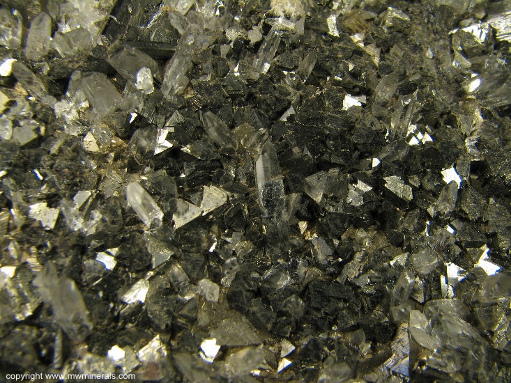 Mineral Specimen: Sphalerite, Wolframite, Quartz from Yaogangxian Mine, Yizhang Co., Chenzhou Prefecture, Hunan Province, China