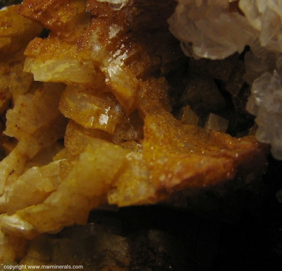 Mineral Specimen: Smithsonite Perimorph of Dolomite with Twinned Calcite from Monte Cristo mine, Rush, Rush Creek District, Marion Co., Arkansas, USA